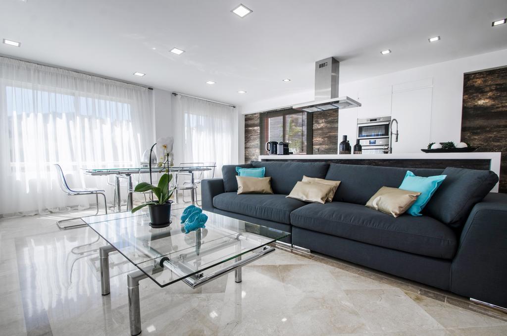 Gorgeous 170 Sq.M. Penthouse With Sea View Terraces Apartment Benalmadena Exterior photo